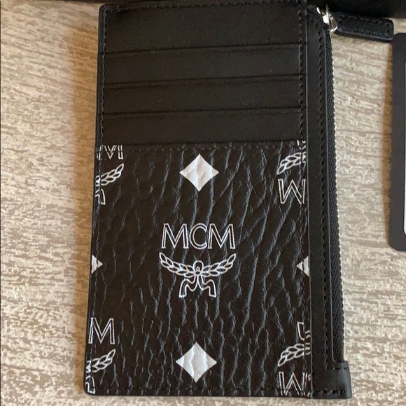MCM Accessories - Lanyard Card Holder in White Logo Visetos